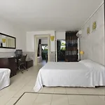 Unahotels Club Ancora 4*