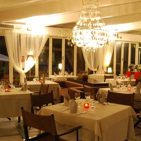 Unahotels Club Ancora Resort